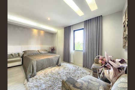 Apartamento à venda com 140m², 4 quartos e 4 vagasQuarto Suíte
