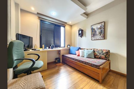 Apartamento à venda com 140m², 4 quartos e 4 vagasQuarto 3