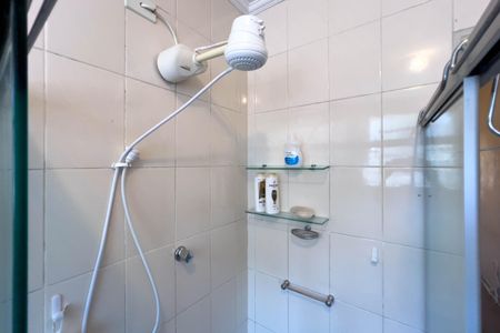 Casa à venda com 144m², 3 quartos e 2 vagas Casa à venda com 144m², 3 quartos e 2 vagasBanheiro