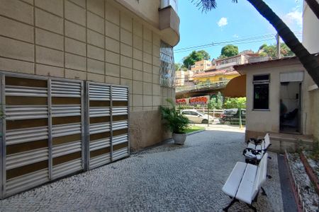 Apartamento à venda com 120m², 3 quartos e sem vagaÁrea comum