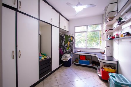 Apartamento à venda com 120m², 3 quartos e sem vagaQuarto 2