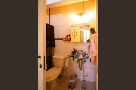 Apartamento à venda com 120m², 3 quartos e sem vagaBanheiro da Suíte