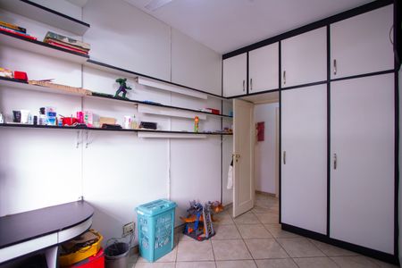 Apartamento à venda com 120m², 3 quartos e sem vagaQuarto 2