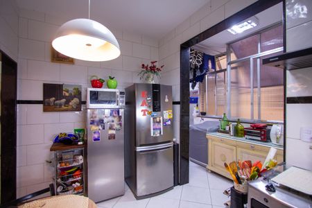 Apartamento à venda com 120m², 3 quartos e sem vagaCozinha