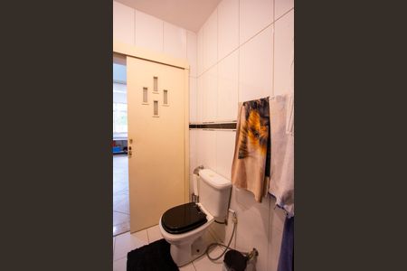 Apartamento à venda com 120m², 3 quartos e sem vagaBanheiro Social