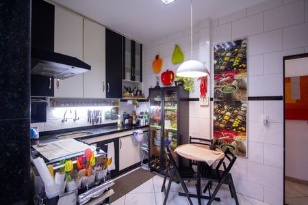 Apartamento à venda com 120m², 3 quartos e sem vagaCozinha