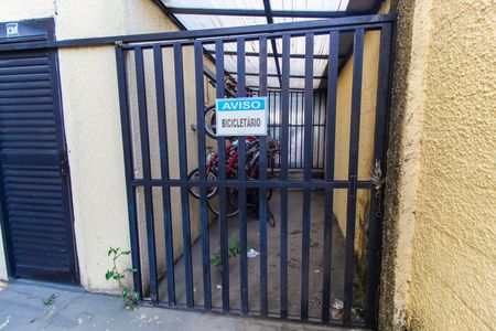 Apartamento à venda com 48m², 2 quartos e 1 vaga Apartamento à venda com 48m², 2 quartos e 1 vagaÁrea comum - Bicicletário