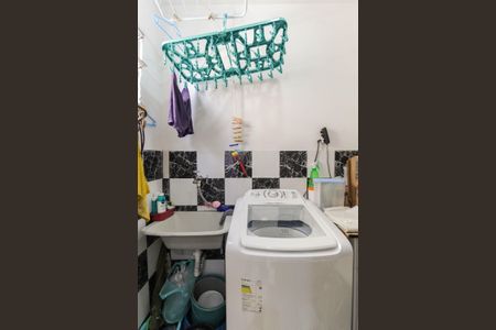 Apartamento à venda com 48m², 2 quartos e 1 vaga Apartamento à venda com 48m², 2 quartos e 1 vagaÁrea de Serviço