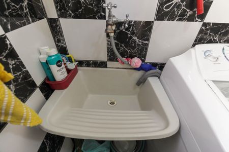 Apartamento à venda com 48m², 2 quartos e 1 vaga Apartamento à venda com 48m², 2 quartos e 1 vagaÁrea de Serviço