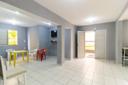 Apartamento à venda com 48m², 2 quartos e 1 vaga Apartamento à venda com 48m², 2 quartos e 1 vagaÁrea comum -Salão de Festas