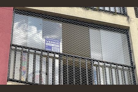 Apartamento à venda com 48m², 2 quartos e 1 vaga Apartamento à venda com 48m², 2 quartos e 1 vagaJanela + Placa