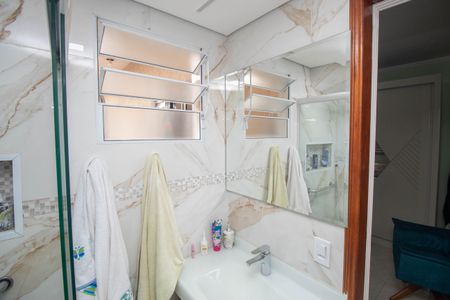 Casa à venda com 134m², 3 quartos e 1 vaga Casa à venda com 134m², 3 quartos e 1 vagaBanheiro da Suíte 1