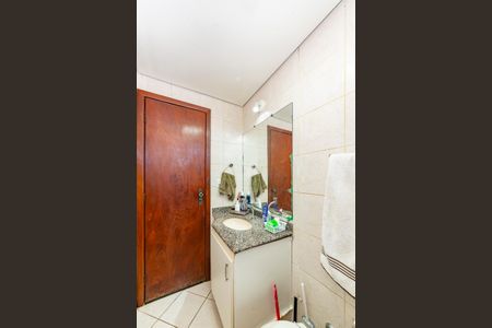 Apartamento à venda com 141m², 3 quartos e 2 vagas Apartamento à venda com 141m², 3 quartos e 2 vagasBanheiro da Suíte 1