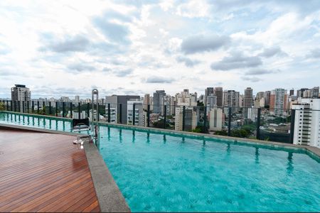 Studio à venda com 25m², 1 quarto e sem vaga Studio à venda com 25m², 1 quarto e sem vagaÁrea Comum - Piscina