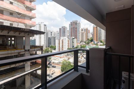 Studio à venda com 25m², 1 quarto e sem vaga Studio à venda com 25m², 1 quarto e sem vagaVaranda