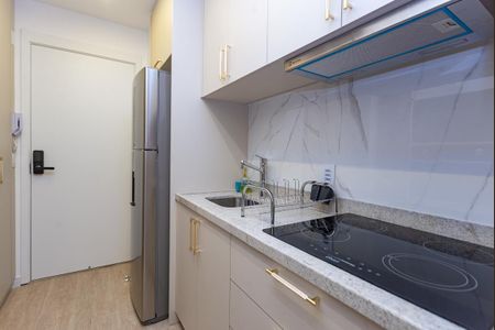Studio à venda com 25m², 1 quarto e sem vaga Studio à venda com 25m², 1 quarto e sem vagaCozxinha