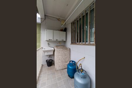 Casa à venda com 60m², 3 quartos e 3 vagas Casa à venda com 60m², 3 quartos e 3 vagasÁrea de Serviço