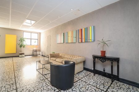 Apartamento à venda com 140m², 2 quartos e 1 vaga Apartamento à venda com 140m², 2 quartos e 1 vagaHall Social