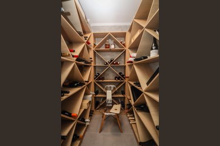 Apartamento à venda com 140m², 2 quartos e 1 vaga Apartamento à venda com 140m², 2 quartos e 1 vagaMini Adega