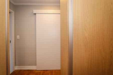 Apartamento à venda com 140m², 2 quartos e 1 vaga Apartamento à venda com 140m², 2 quartos e 1 vagaCloset da Suite
