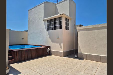 Apartamento à venda com 155m², 3 quartos e 2 vagasÁrea da Piscina 