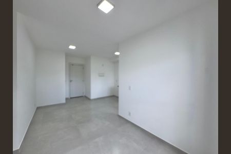 Apartamento à venda com 40m², 2 quartos e 1 vaga Apartamento à venda com 40m², 2 quartos e 1 vagaSala