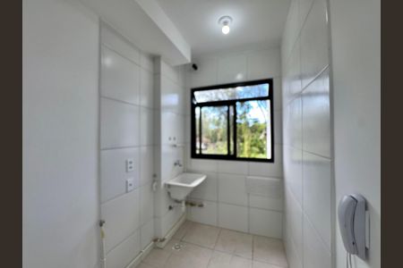 Apartamento à venda com 40m², 2 quartos e 1 vaga Apartamento à venda com 40m², 2 quartos e 1 vagaCozinha e Área de Serviço