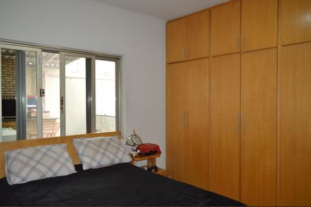 Casa à venda com 350m², 4 quartos e 3 vagasSuíte 3