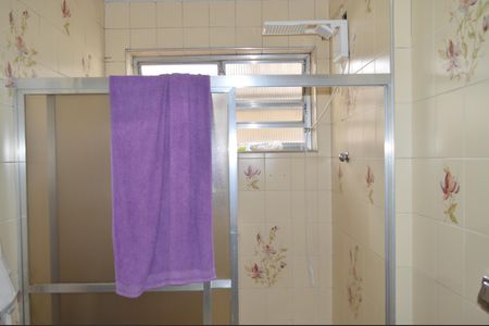 Casa à venda com 350m², 4 quartos e 3 vagasBanheiro da Suíte 3