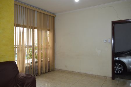 Casa à venda com 350m², 4 quartos e 3 vagasSala