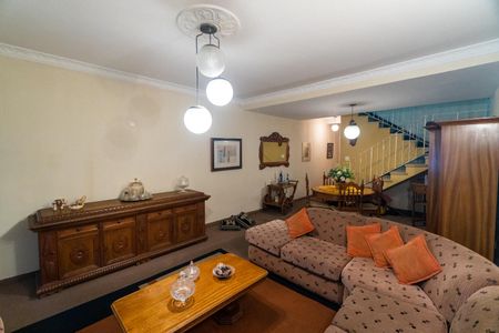 Casa à venda com 226m², 3 quartos e 1 vaga Casa à venda com 226m², 3 quartos e 1 vagaSala