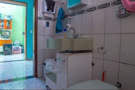 Casa para alugar com 140m², 3 quartos e 2 vagas Casa para alugar com 140m², 3 quartos e 2 vagasBanheiro