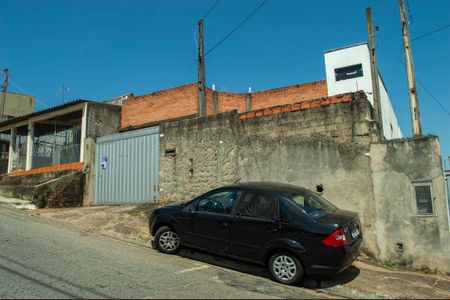 Casa para alugar com 140m², 3 quartos e 2 vagas Casa para alugar com 140m², 3 quartos e 2 vagasFachada