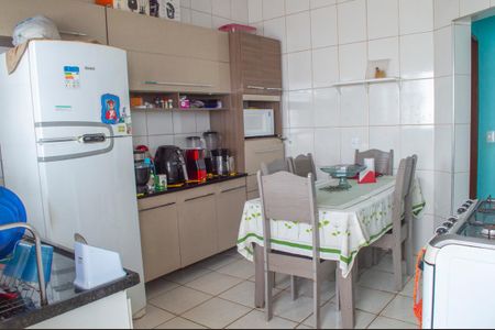 Casa para alugar com 140m², 3 quartos e 2 vagas Casa para alugar com 140m², 3 quartos e 2 vagasCozinha