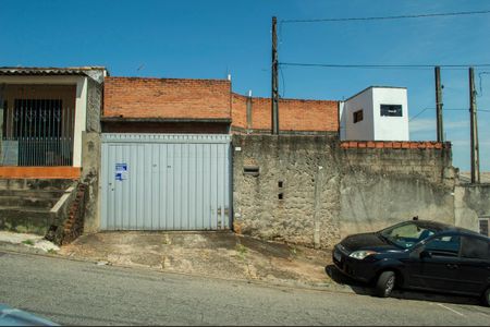 Casa para alugar com 140m², 3 quartos e 2 vagas Casa para alugar com 140m², 3 quartos e 2 vagasFachada