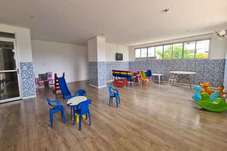Apartamento à venda com 72m², 3 quartos e 1 vagaÁrea comum - Playground