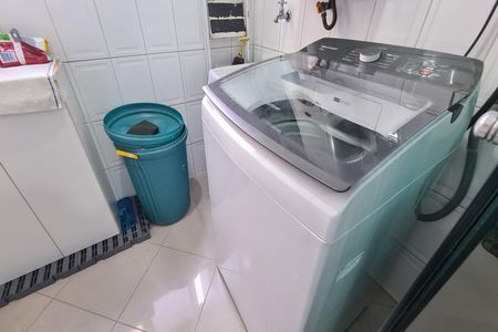 Apartamento à venda com 72m², 3 quartos e 1 vagaÁrea de Serviço