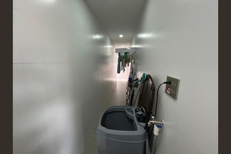 Casa à venda com 170m², 2 quartos e sem vagaÁrea de Serviço