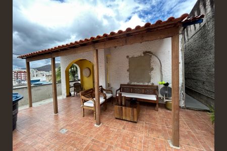 Casa à venda com 170m², 2 quartos e sem vagaÁrea comum