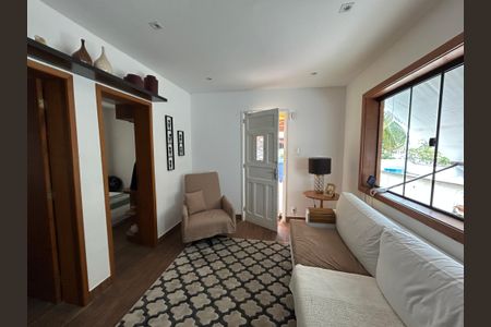 Casa à venda com 170m², 2 quartos e sem vagaSala