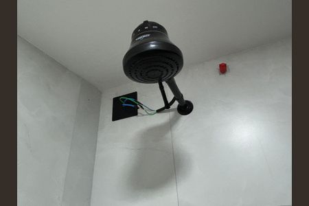 Casa à venda com 170m², 2 quartos e sem vagaBanheiro 2