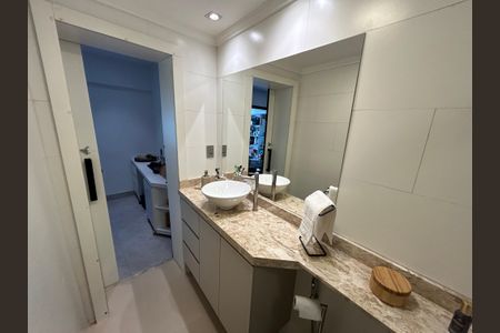 Casa à venda com 170m², 2 quartos e sem vagaBanheiro 1