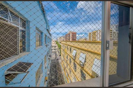 Apartamento à venda com 60m², 2 quartos e 1 vaga