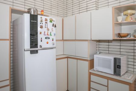Casa à venda com 206m², 3 quartos e 4 vagas Casa à venda com 206m², 3 quartos e 4 vagasCozinha