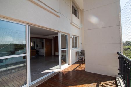 Apartamento à venda com 205m², 3 quartos e 3 vagasVaranda