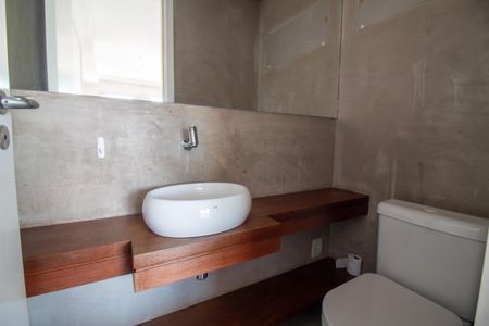 Apartamento à venda com 205m², 3 quartos e 3 vagasLavabo