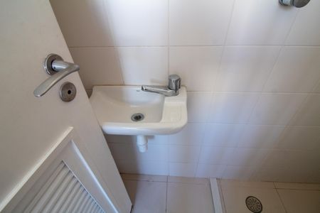 Apartamento à venda com 205m², 3 quartos e 3 vagasBanheiro de Serviço