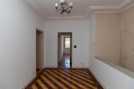 Casa à venda com 267m², 4 quartos e sem vagaSala