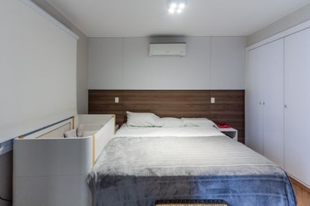 Apartamento à venda com 126m², 3 quartos e 2 vagas Apartamento à venda com 126m², 3 quartos e 2 vagasQuarto 1