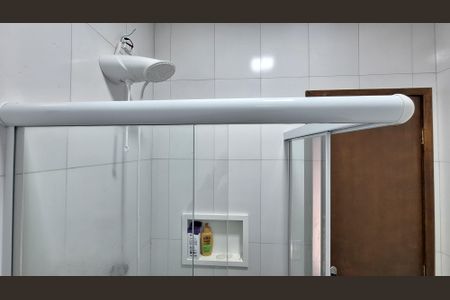 Casa à venda com 117m², 2 quartos e 2 vagas Casa à venda com 117m², 2 quartos e 2 vagasBanheiro Social